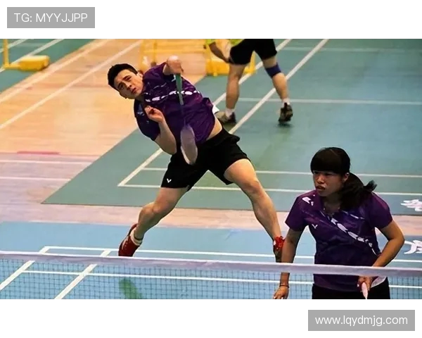 周伟畅谈滑板人生：从热爱到职业的心路历程与成长故事